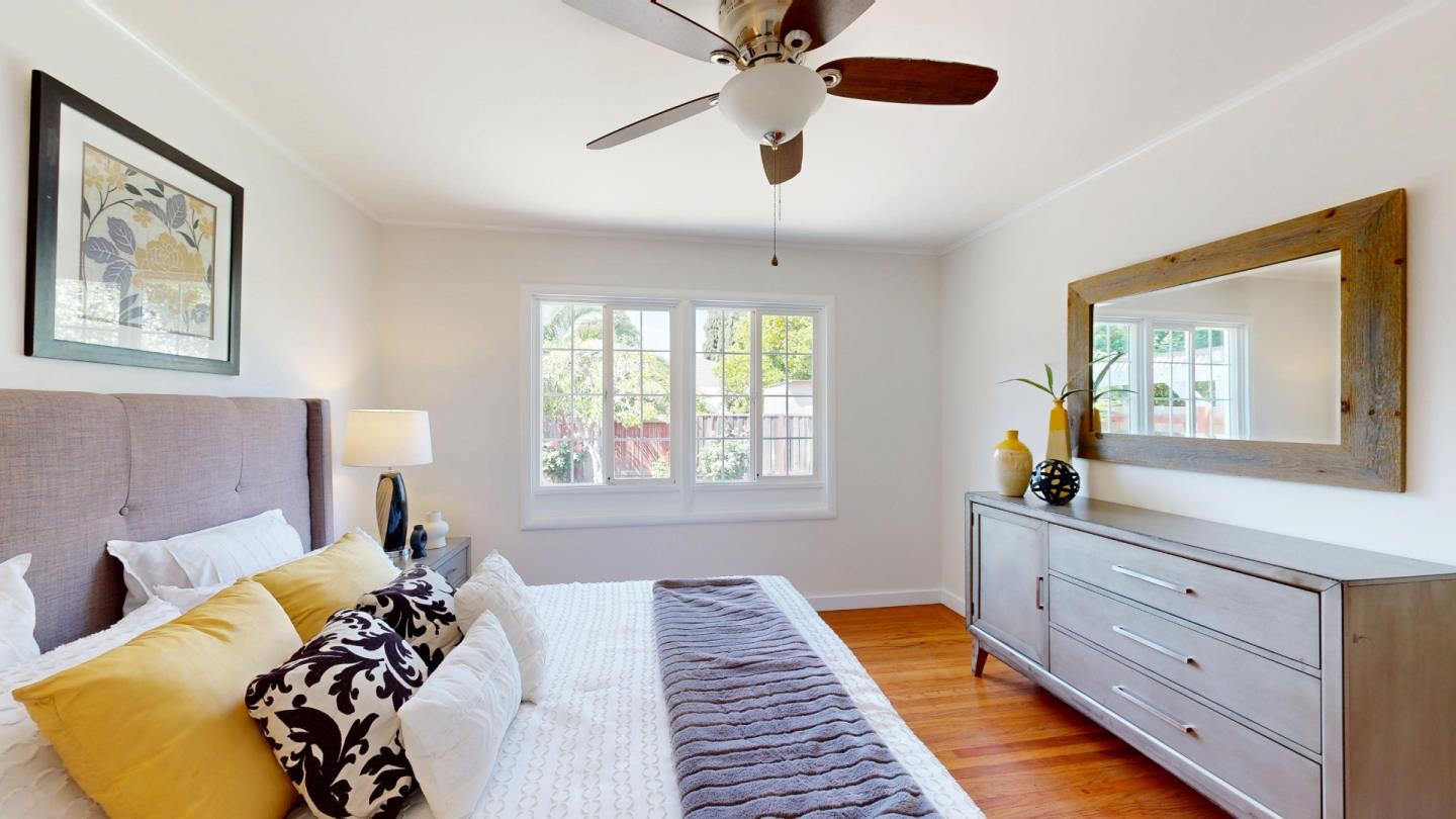 Detail Gallery Image 17 of 26 For 215 Wisteria Dr, East Palo Alto,  CA 94303 - 3 Beds | 1 Baths