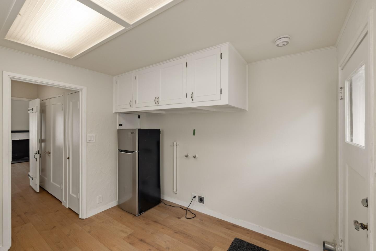 Detail Gallery Image 18 of 28 For 216 Park St, Pacific Grove,  CA 93950 - 1 Beds | 1 Baths
