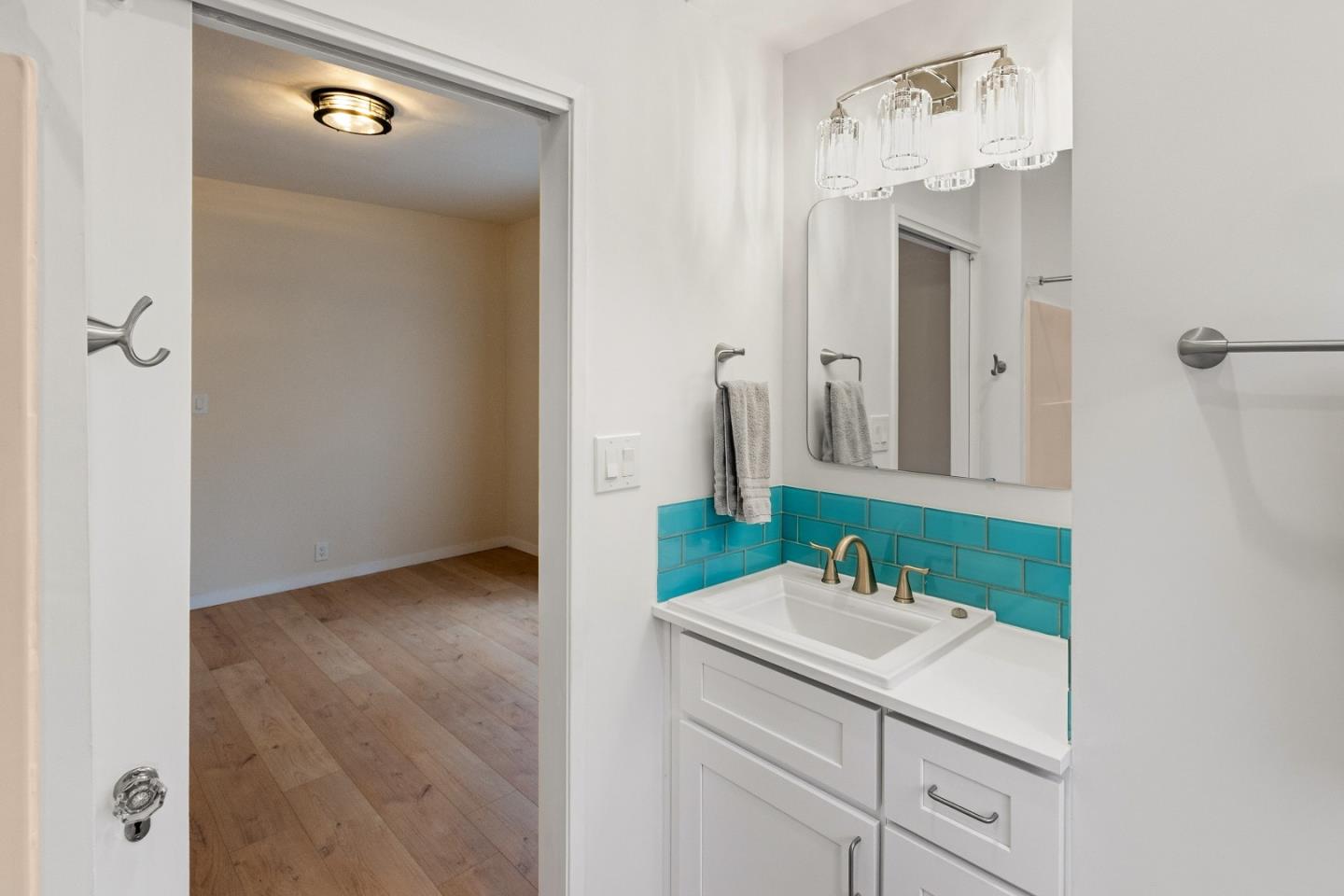 Detail Gallery Image 25 of 28 For 216 Park St, Pacific Grove,  CA 93950 - 1 Beds | 1 Baths