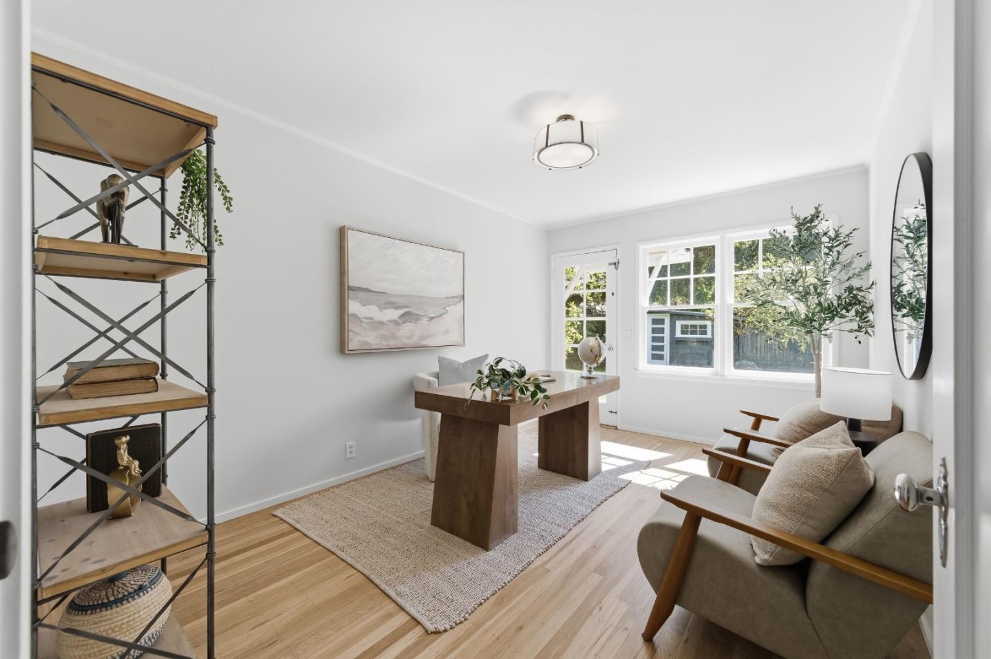 Detail Gallery Image 17 of 46 For 415 Oak Ct, Menlo Park,  CA 94025 - 5 Beds | 3 Baths