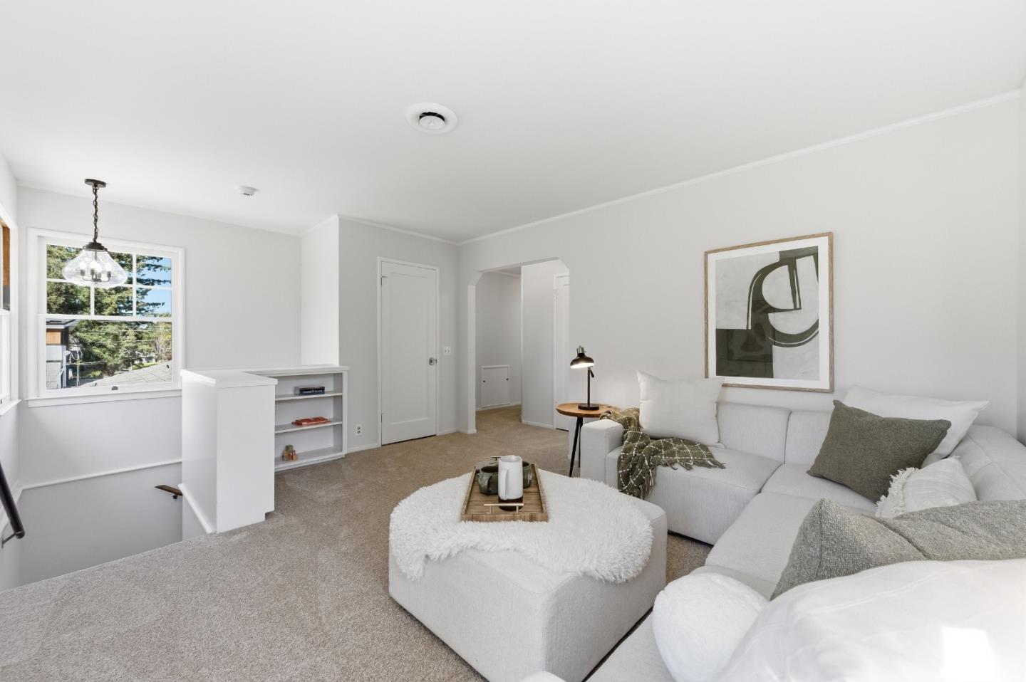 Detail Gallery Image 20 of 46 For 415 Oak Ct, Menlo Park,  CA 94025 - 5 Beds | 3 Baths