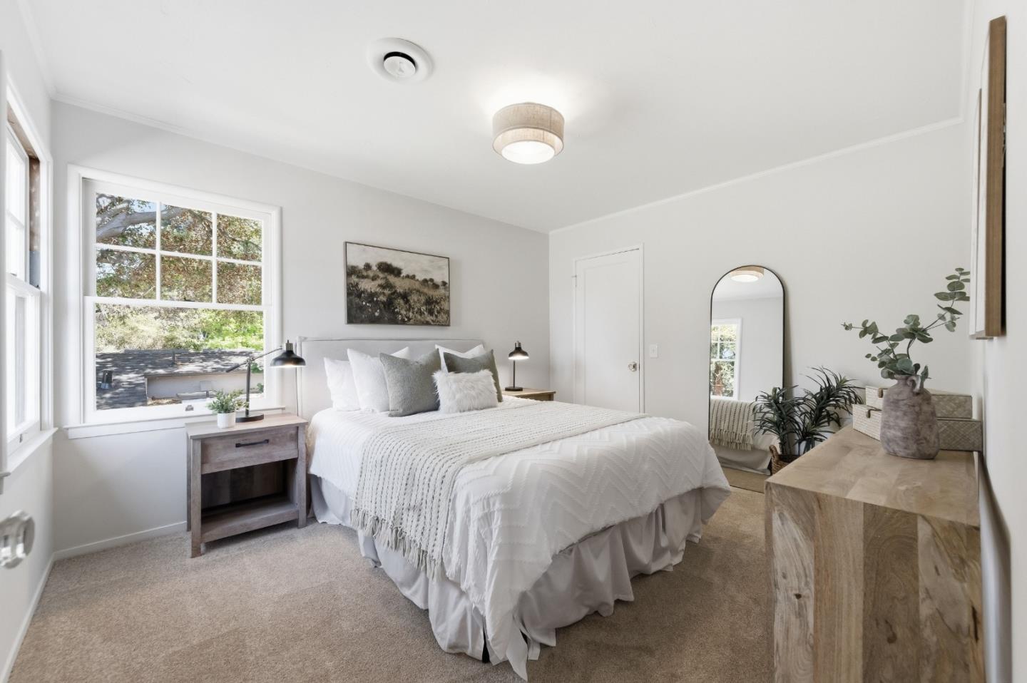 Detail Gallery Image 24 of 46 For 415 Oak Ct, Menlo Park,  CA 94025 - 5 Beds | 3 Baths