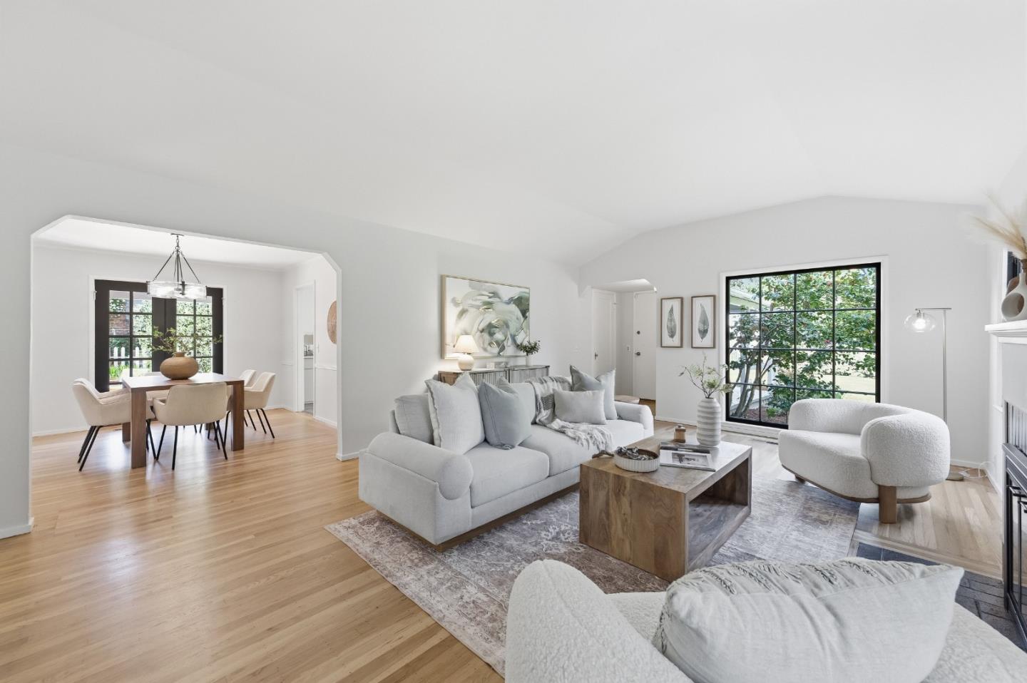 Detail Gallery Image 8 of 46 For 415 Oak Ct, Menlo Park,  CA 94025 - 5 Beds | 3 Baths