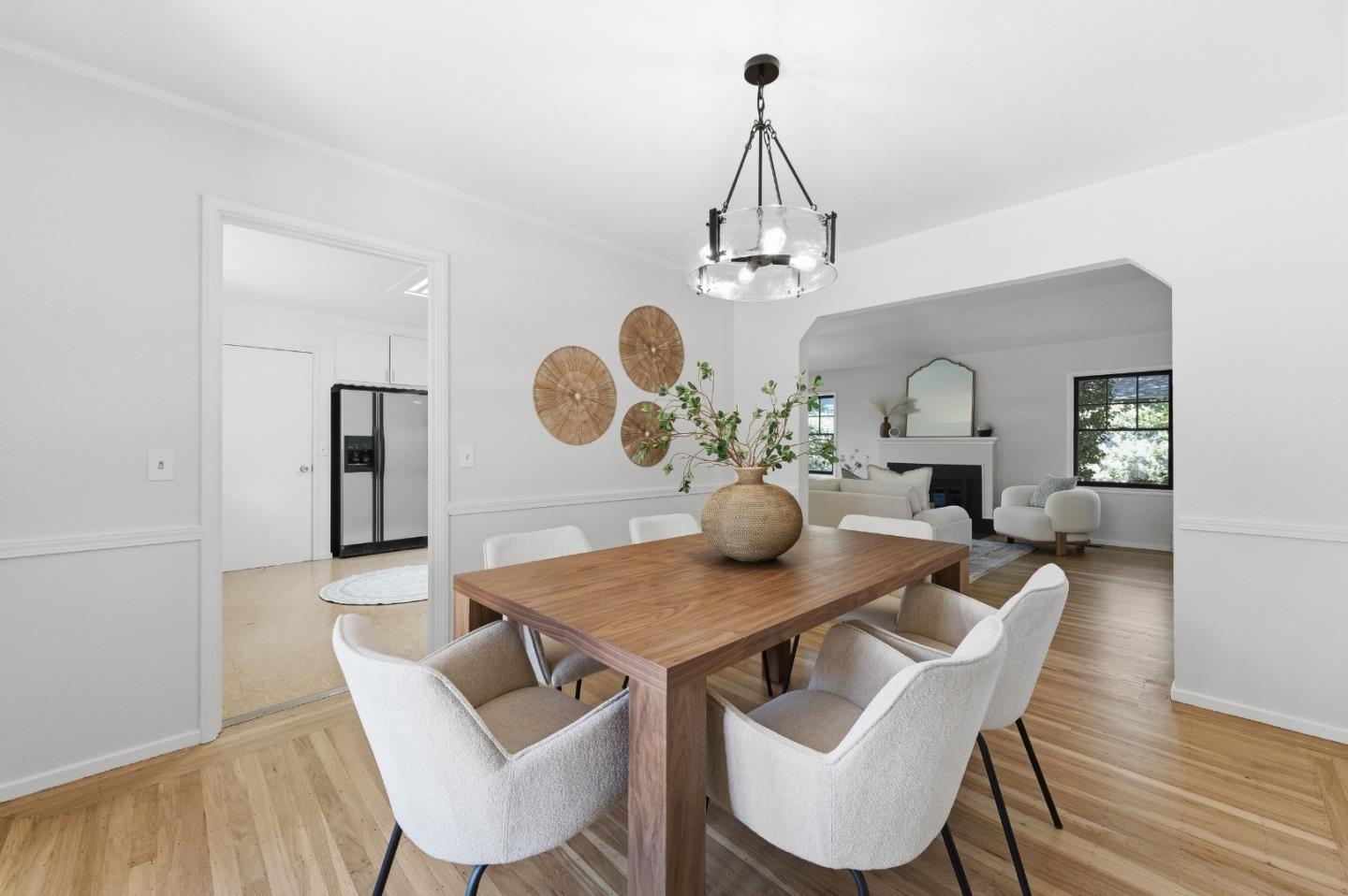 Detail Gallery Image 9 of 46 For 415 Oak Ct, Menlo Park,  CA 94025 - 5 Beds | 3 Baths