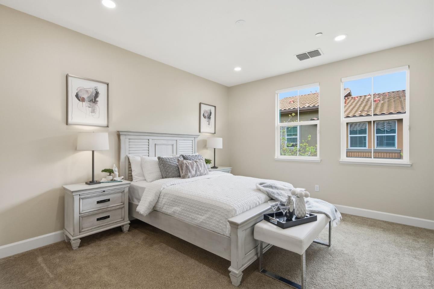 Detail Gallery Image 14 of 27 For 478 Rialto Pl, San Jose,  CA 95128 - 3 Beds | 3 Baths