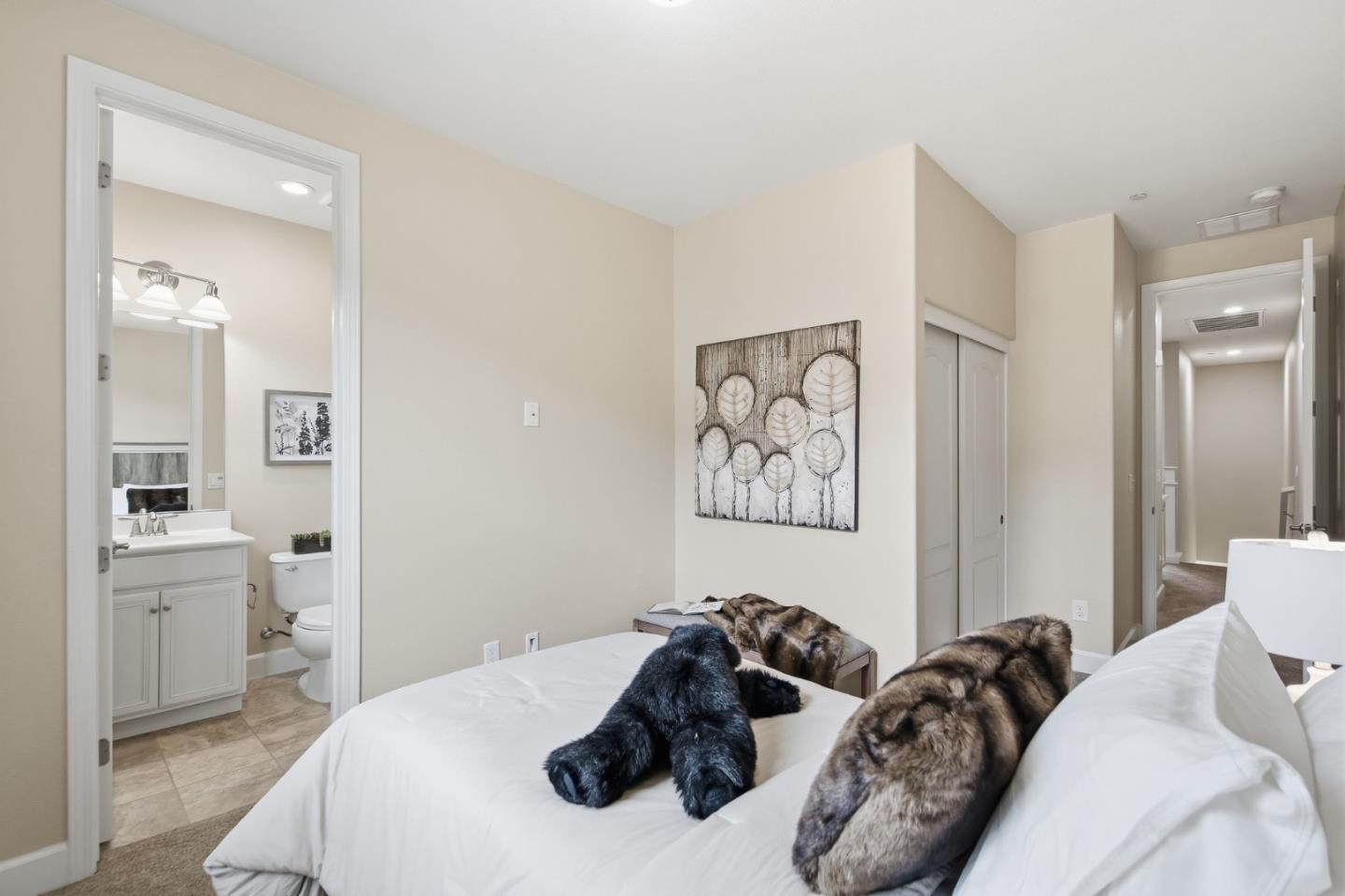 Detail Gallery Image 20 of 27 For 478 Rialto Pl, San Jose,  CA 95128 - 3 Beds | 3 Baths