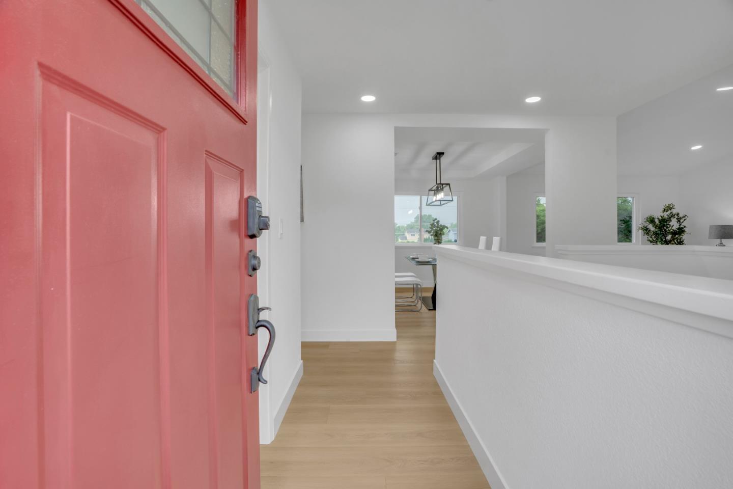 Detail Gallery Image 6 of 38 For 7516 Stagecoach Rd, Dublin,  CA 94568 - 3 Beds | 2/1 Baths