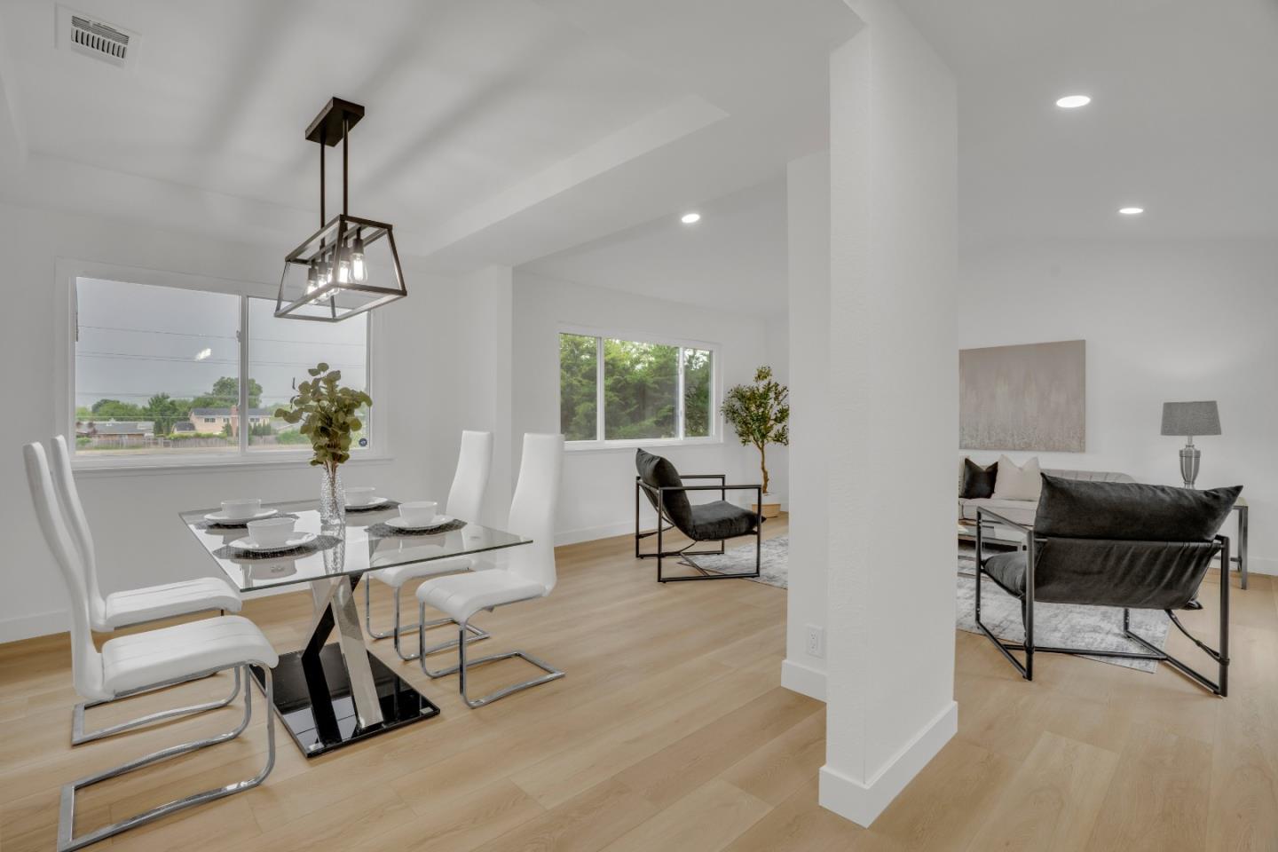 Detail Gallery Image 7 of 38 For 7516 Stagecoach Rd, Dublin,  CA 94568 - 3 Beds | 2/1 Baths