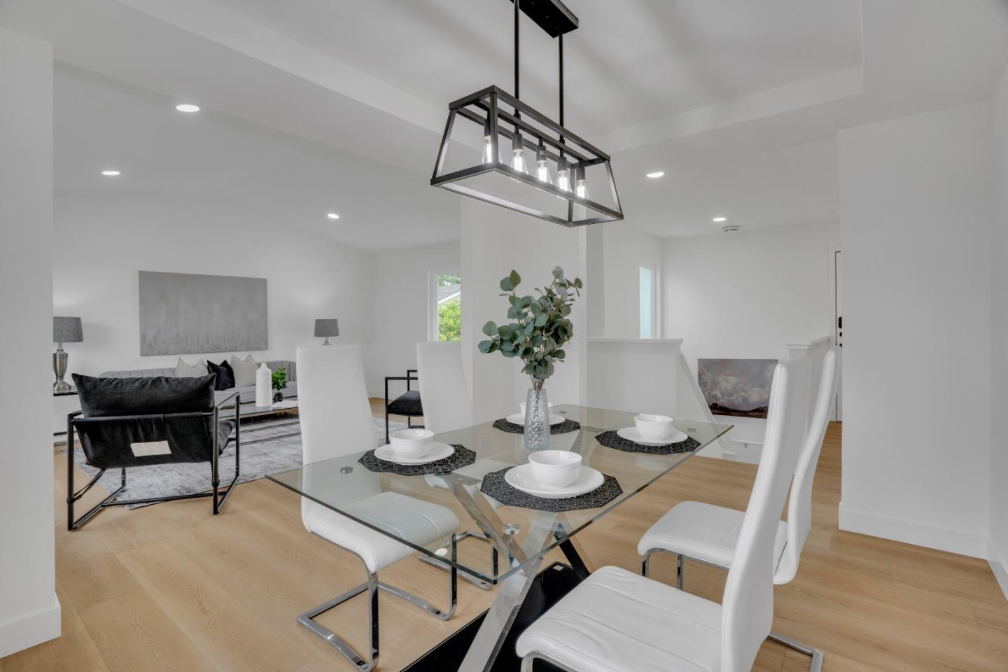 Detail Gallery Image 9 of 38 For 7516 Stagecoach Rd, Dublin,  CA 94568 - 3 Beds | 2/1 Baths