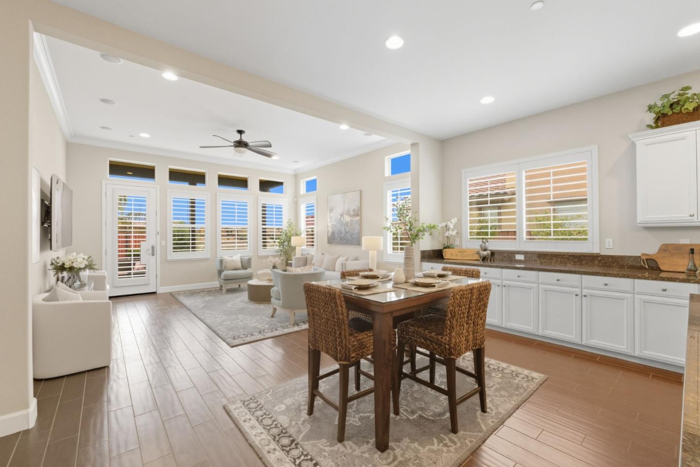 Detail Gallery Image 20 of 71 For 3716 Chiavari Way, Manteca,  CA 95337 - 3 Beds | 2/1 Baths