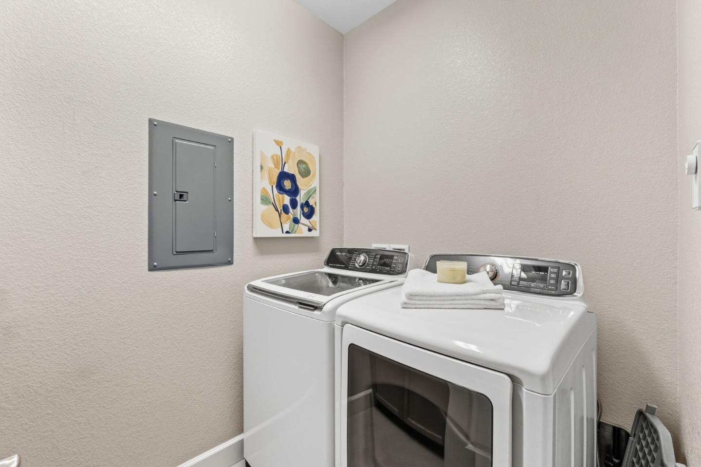 Detail Gallery Image 48 of 71 For 3716 Chiavari Way, Manteca,  CA 95337 - 3 Beds | 2/1 Baths