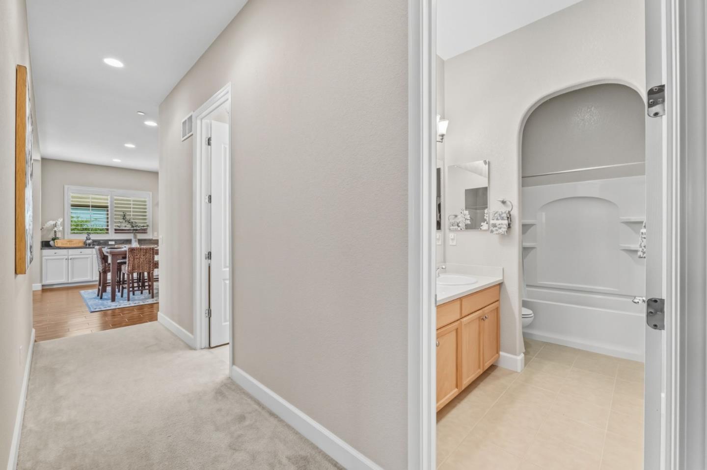 Detail Gallery Image 57 of 71 For 3716 Chiavari Way, Manteca,  CA 95337 - 3 Beds | 2/1 Baths