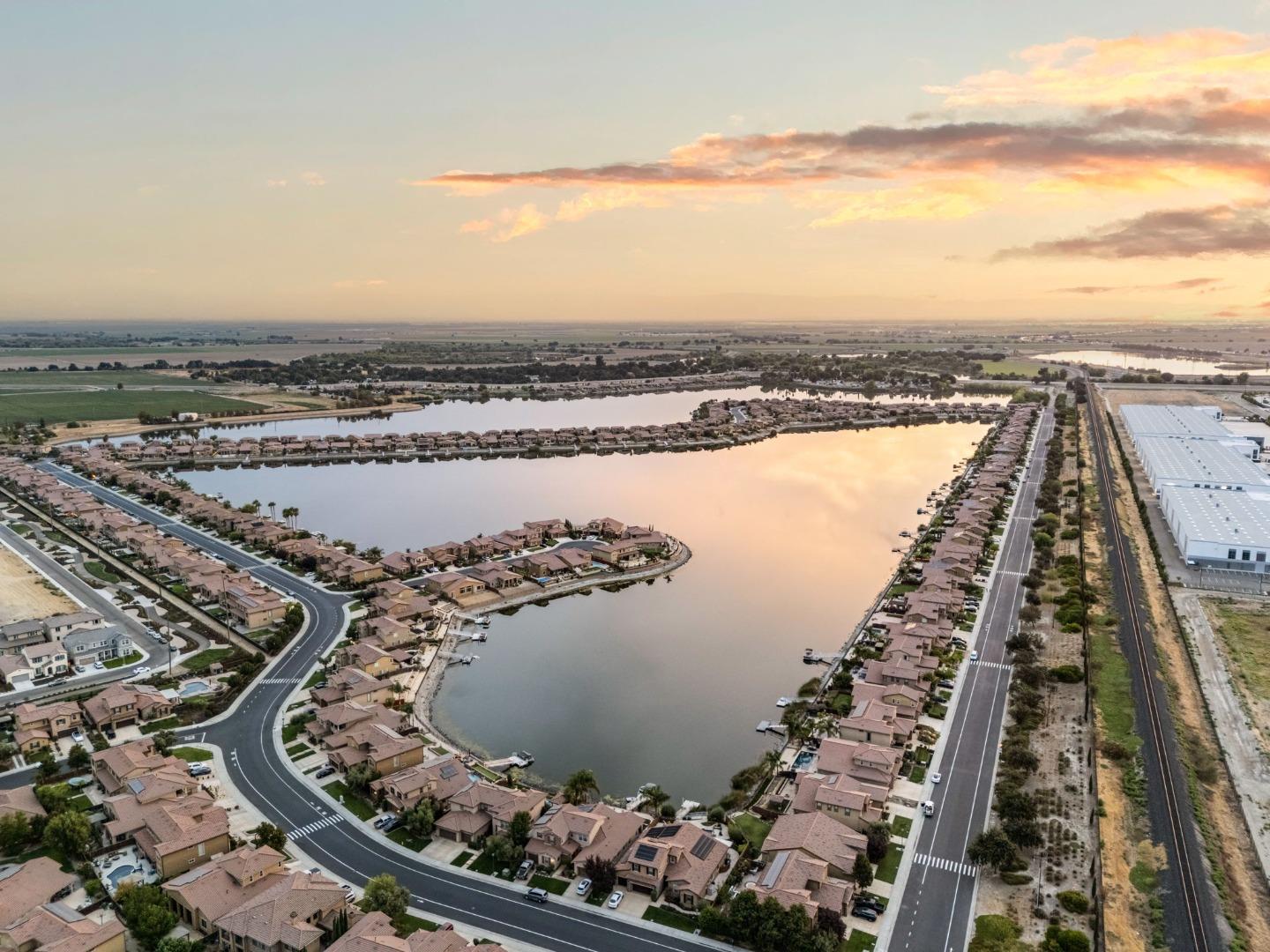 Detail Gallery Image 64 of 71 For 3716 Chiavari Way, Manteca,  CA 95337 - 3 Beds | 2/1 Baths