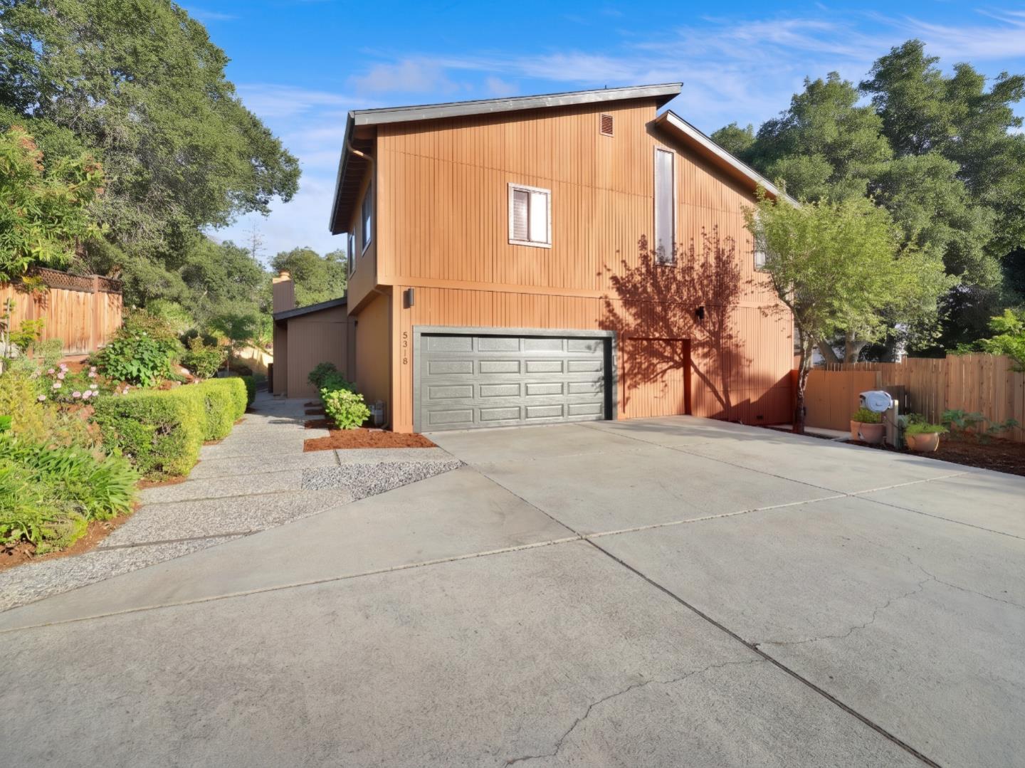 Detail Gallery Image 2 of 69 For 5318 Fairway Dr, San Jose,  CA 95127 - 5 Beds | 3 Baths