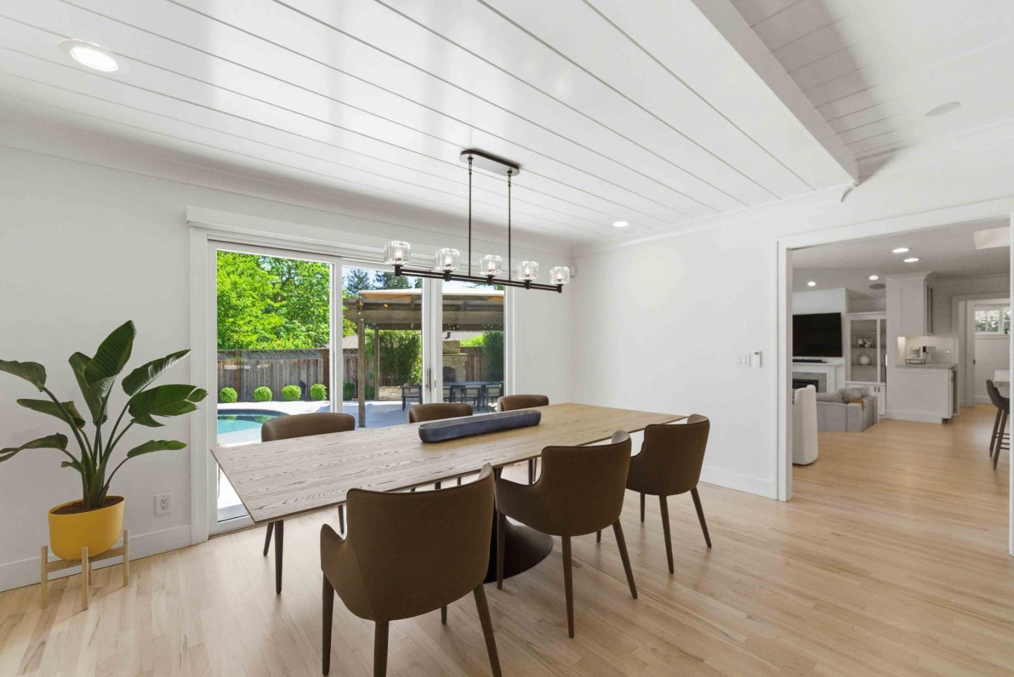 Detail Gallery Image 11 of 44 For 16180 Jasmine Way, Los Gatos,  CA 95032 - 3 Beds | 3 Baths