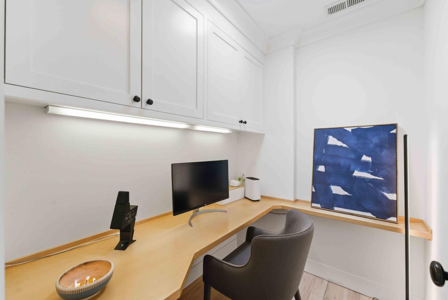 Detail Gallery Image 17 of 44 For 16180 Jasmine Way, Los Gatos,  CA 95032 - 3 Beds | 3 Baths