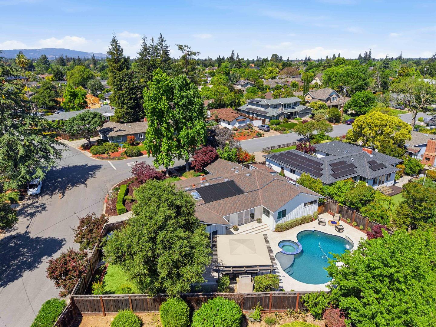 Detail Gallery Image 40 of 44 For 16180 Jasmine Way, Los Gatos,  CA 95032 - 3 Beds | 3 Baths