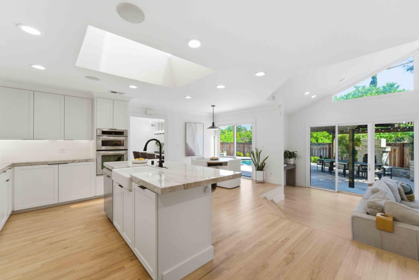 Detail Gallery Image 7 of 44 For 16180 Jasmine Way, Los Gatos,  CA 95032 - 3 Beds | 3 Baths