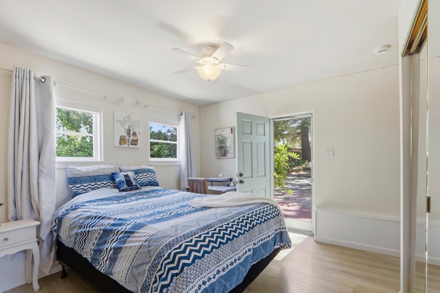 Detail Gallery Image 20 of 47 For 18211 Saratoga Los Gatos Rd, Monte Sereno,  CA 95030 - 4 Beds | 2 Baths