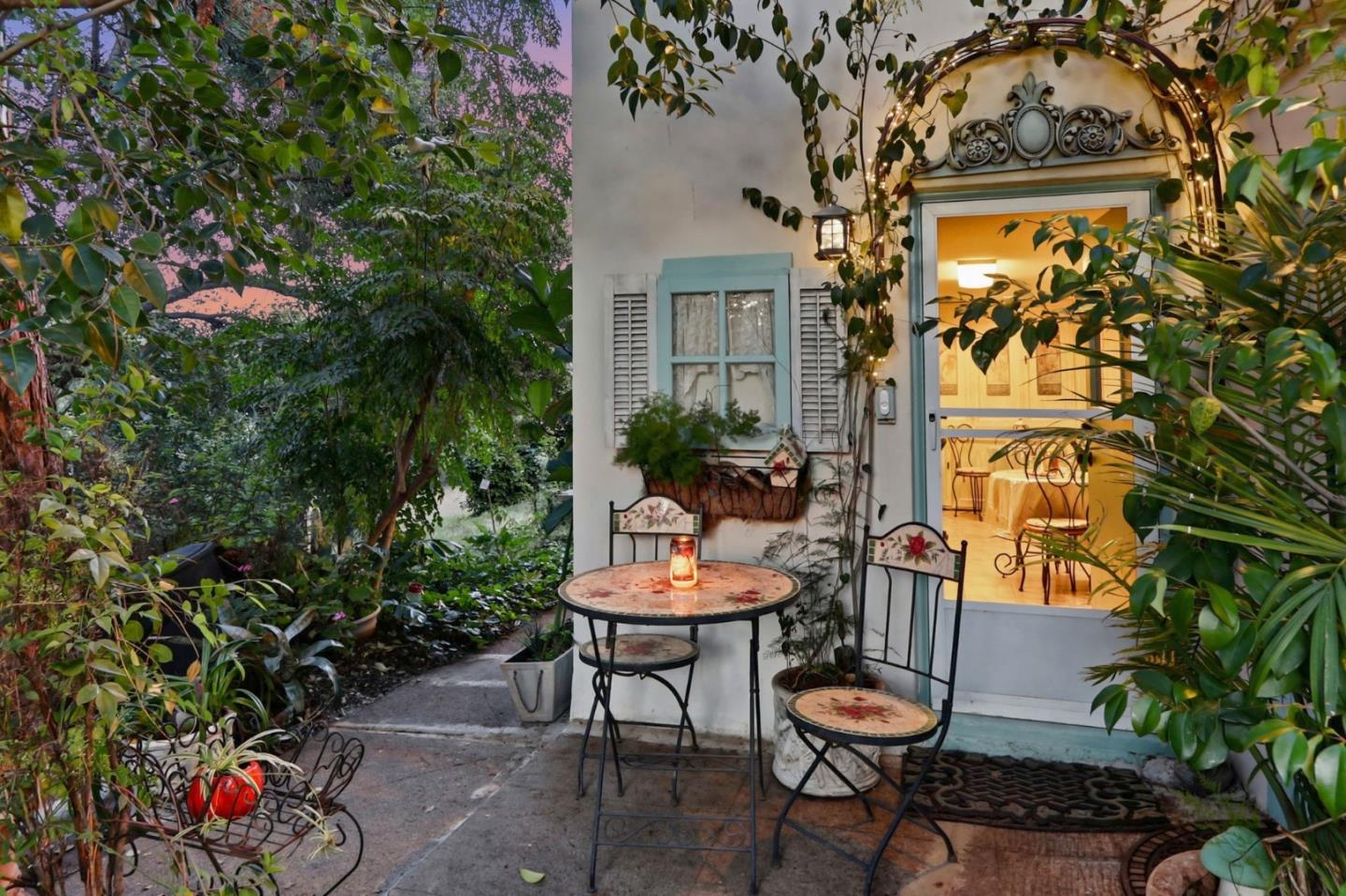 Detail Gallery Image 34 of 47 For 18211 Saratoga Los Gatos Rd, Monte Sereno,  CA 95030 - 4 Beds | 2 Baths