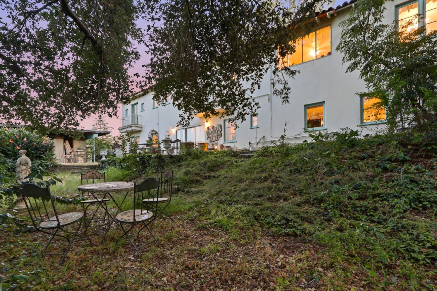 Detail Gallery Image 36 of 47 For 18211 Saratoga Los Gatos Rd, Monte Sereno,  CA 95030 - 4 Beds | 2 Baths