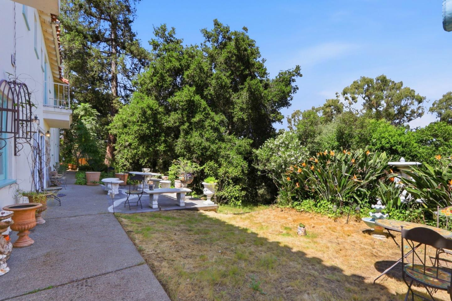 Detail Gallery Image 39 of 47 For 18211 Saratoga Los Gatos Rd, Monte Sereno,  CA 95030 - 4 Beds | 2 Baths