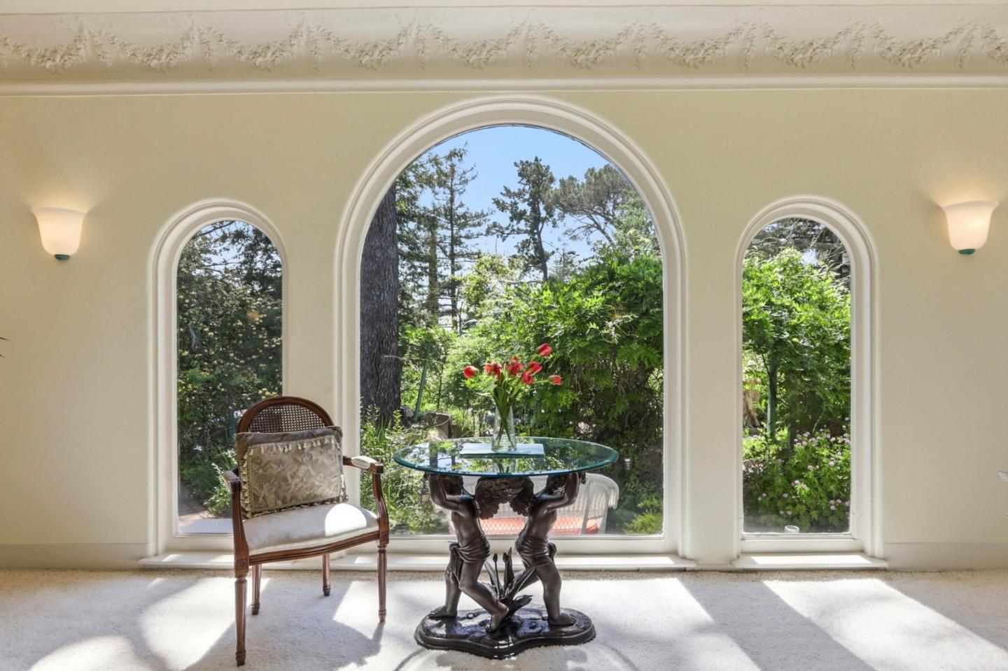 Detail Gallery Image 9 of 47 For 18211 Saratoga Los Gatos Rd, Monte Sereno,  CA 95030 - 4 Beds | 2 Baths