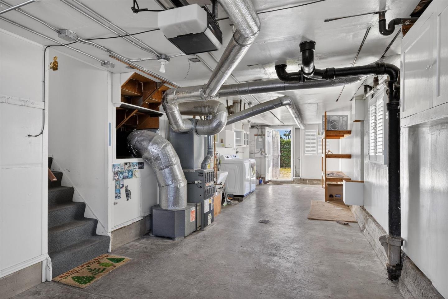 Detail Gallery Image 17 of 19 For 95 Lake Vista Ave, Daly City,  CA 94015 - 2 Beds | 1 Baths