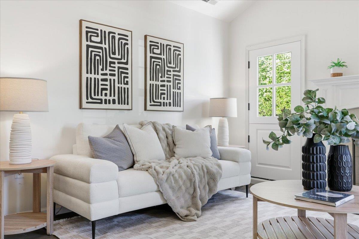 Detail Gallery Image 12 of 97 For 1019 Riverton Dr, San Carlos,  CA 94070 - 3 Beds | 1 Baths