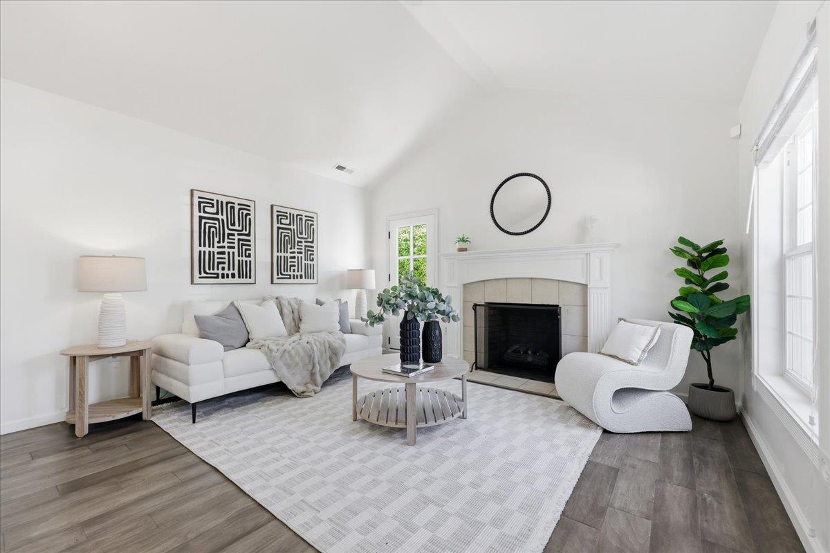 Detail Gallery Image 18 of 97 For 1019 Riverton Dr, San Carlos,  CA 94070 - 3 Beds | 1 Baths