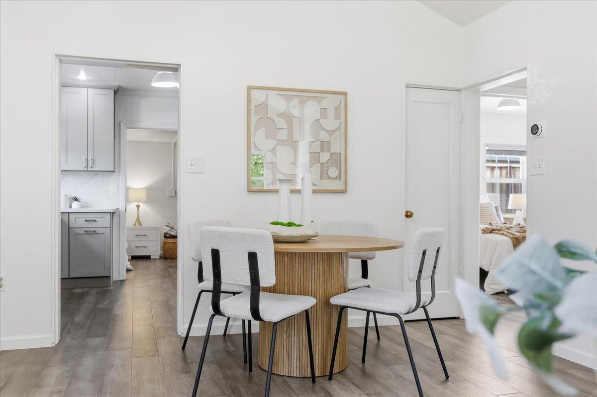 Detail Gallery Image 22 of 97 For 1019 Riverton Dr, San Carlos,  CA 94070 - 3 Beds | 1 Baths