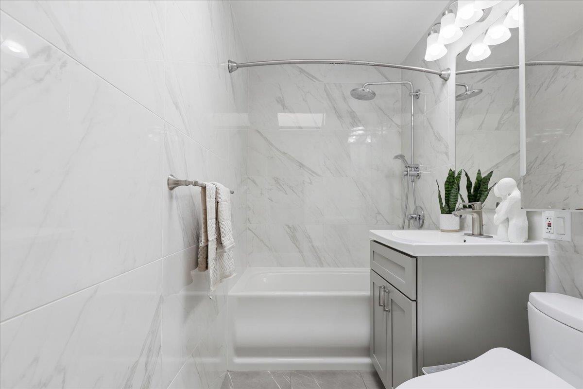 Detail Gallery Image 38 of 97 For 1019 Riverton Dr, San Carlos,  CA 94070 - 3 Beds | 1 Baths