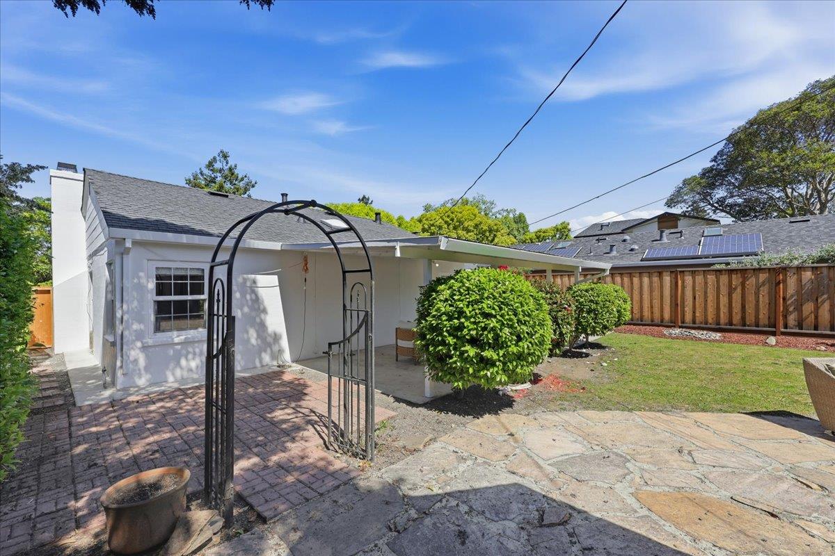 Detail Gallery Image 52 of 97 For 1019 Riverton Dr, San Carlos,  CA 94070 - 3 Beds | 1 Baths