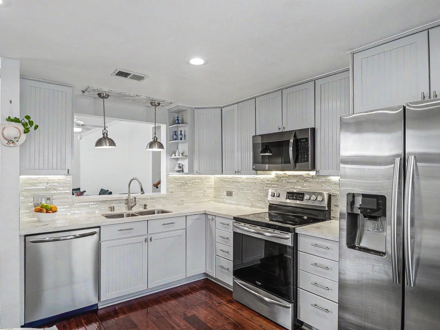 Photo #5: ML82041908 Listing: Photo #5