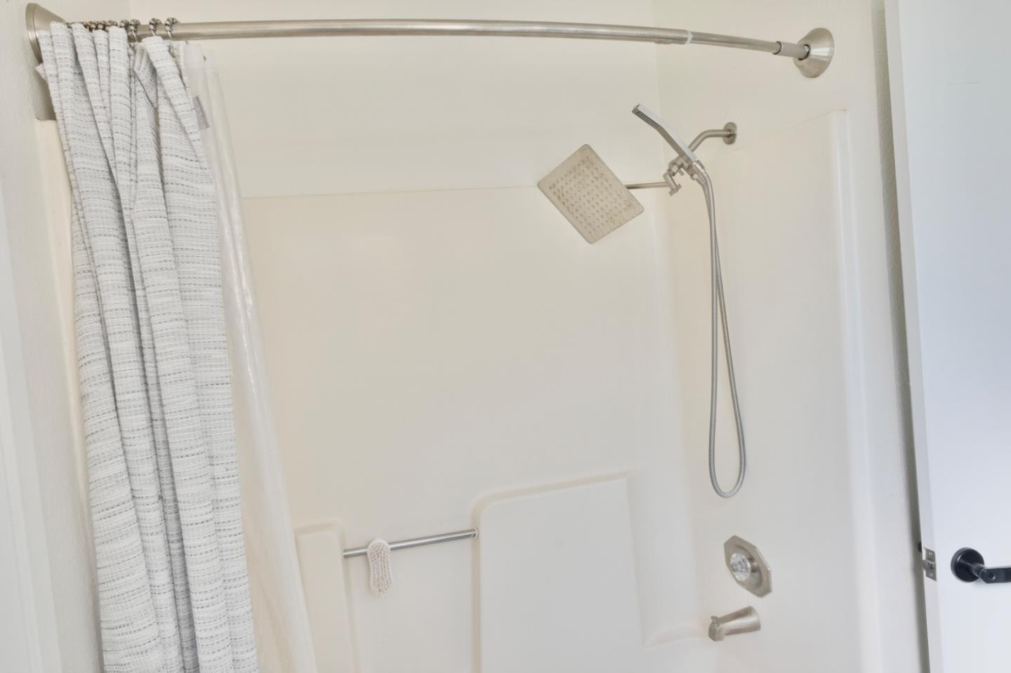 Photo #19: ML82041909 Listing: Photo #19