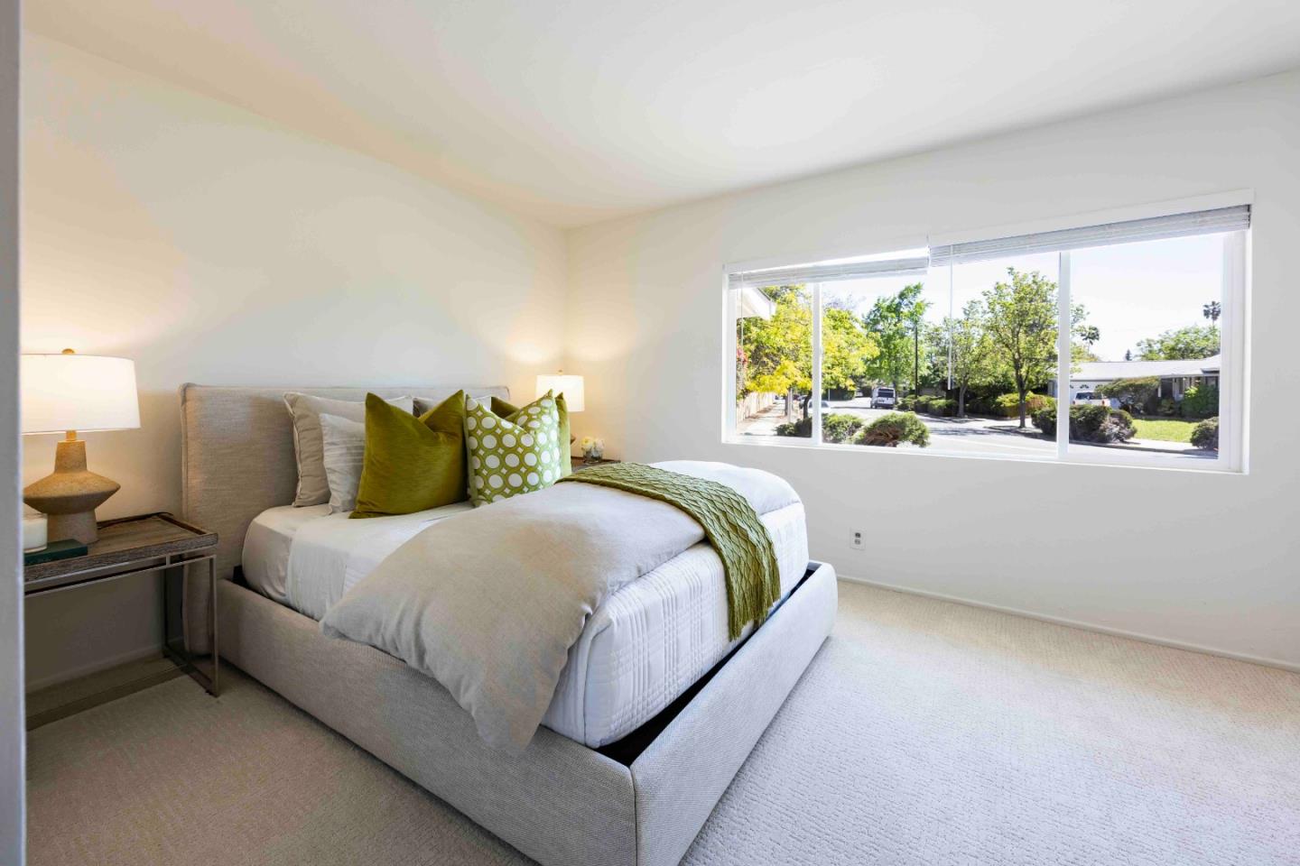 Detail Gallery Image 13 of 19 For 10101 Richwood Dr, Cupertino,  CA 95014 - 3 Beds | 2 Baths