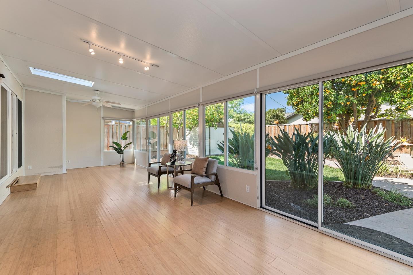 Detail Gallery Image 14 of 29 For 1527 Fields Dr, San Jose,  CA 95129 - 3 Beds | 2 Baths