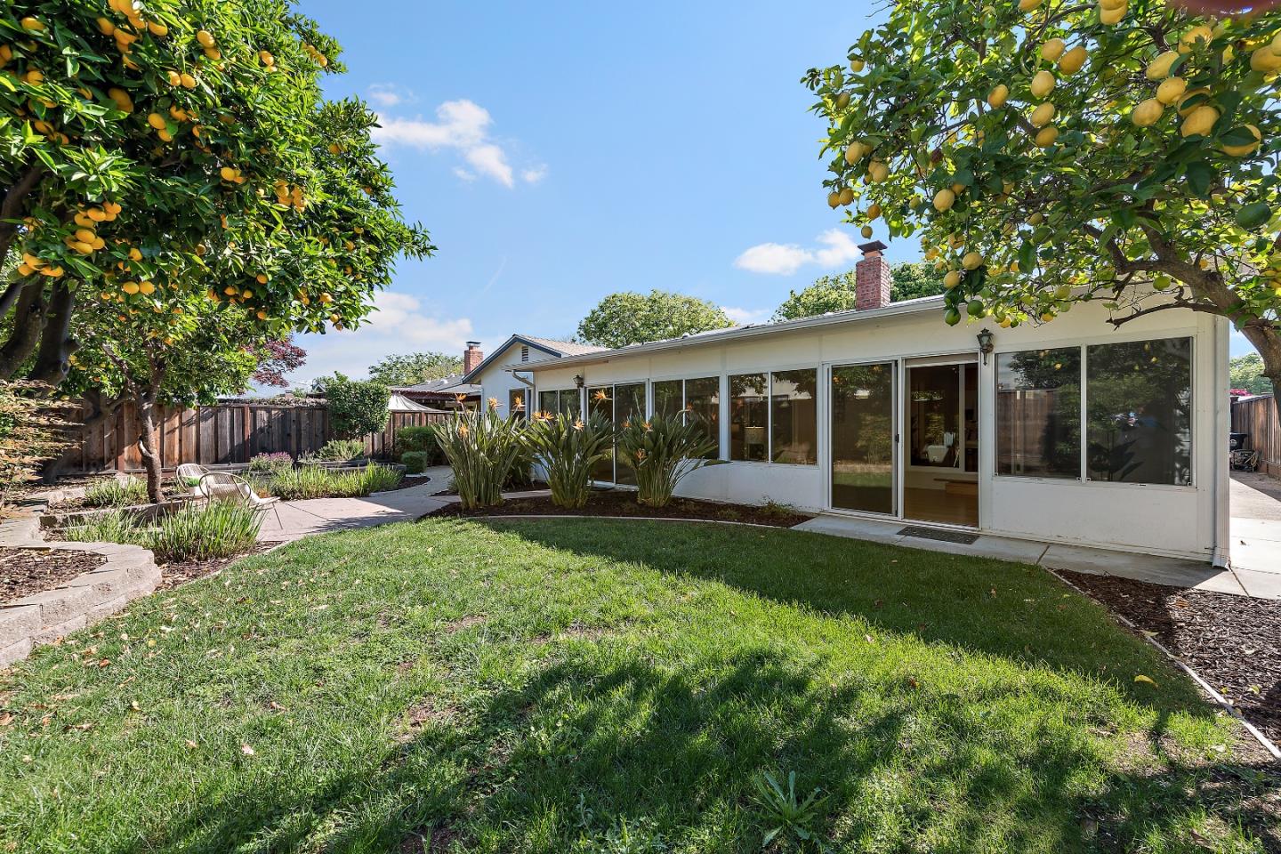 Detail Gallery Image 24 of 29 For 1527 Fields Dr, San Jose,  CA 95129 - 3 Beds | 2 Baths