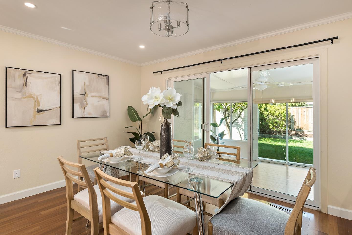 Detail Gallery Image 8 of 29 For 1527 Fields Dr, San Jose,  CA 95129 - 3 Beds | 2 Baths