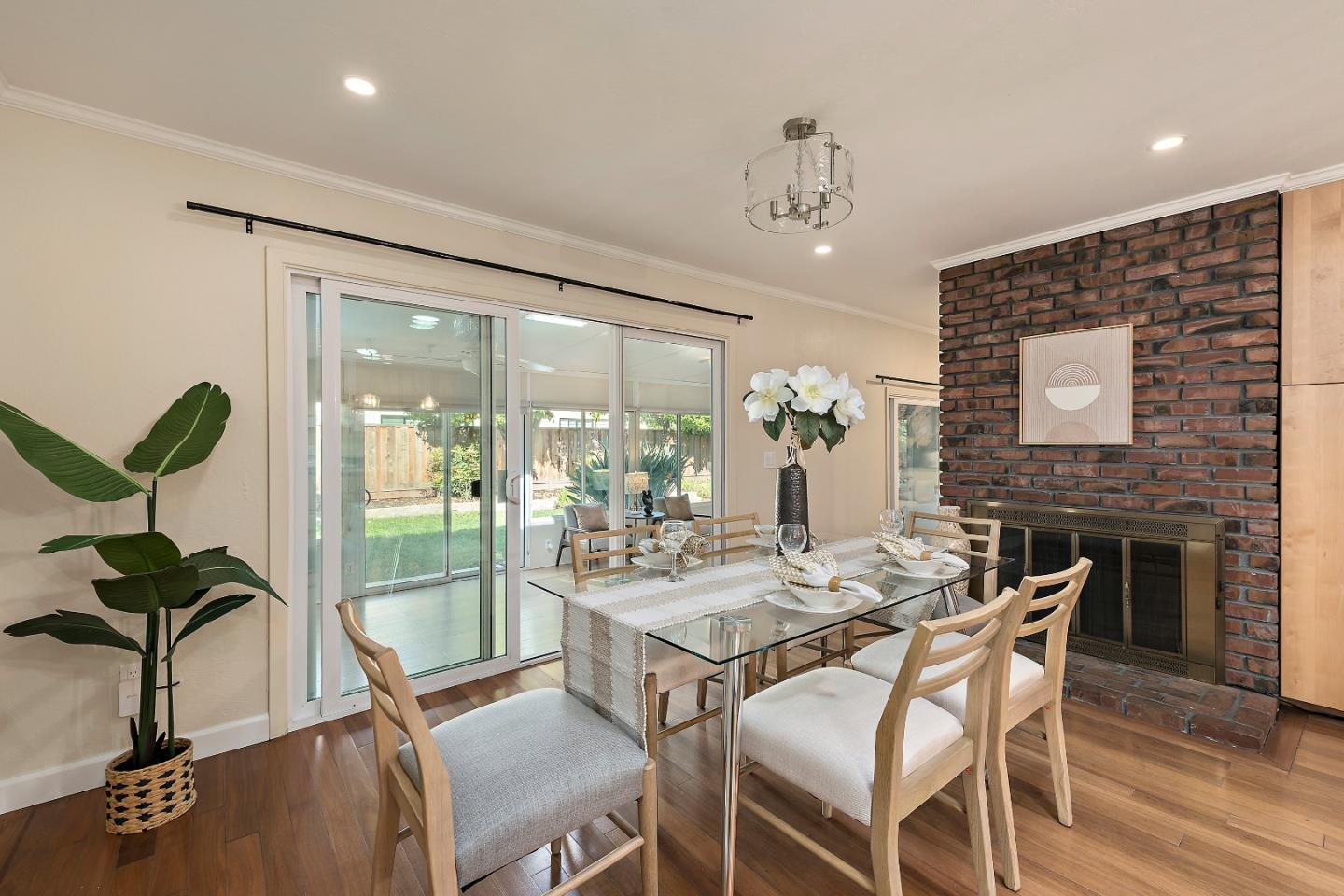 Detail Gallery Image 9 of 29 For 1527 Fields Dr, San Jose,  CA 95129 - 3 Beds | 2 Baths