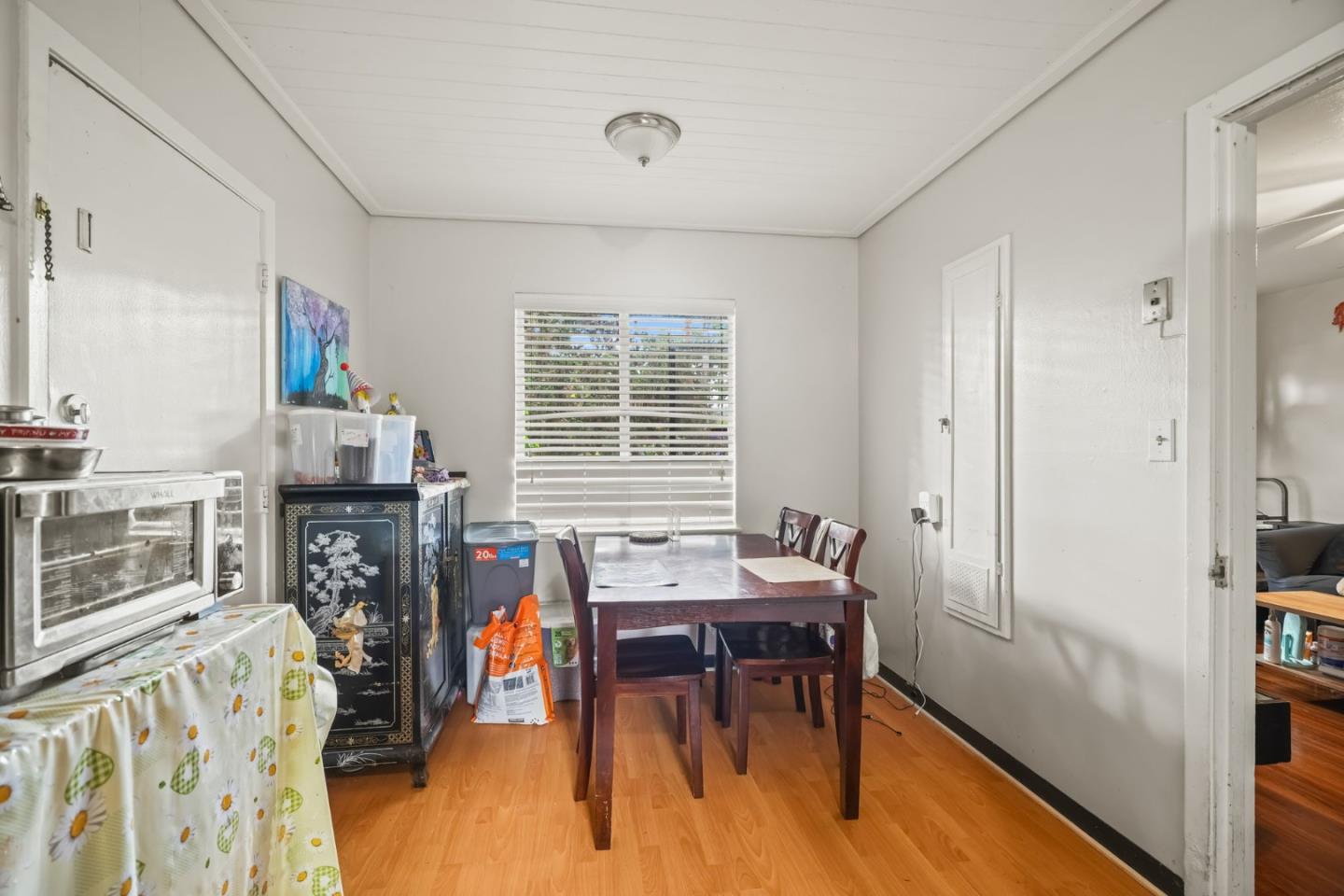 Detail Gallery Image 11 of 25 For 1479 Ebener St, Redwood City,  CA 94061 - – Beds | – Baths