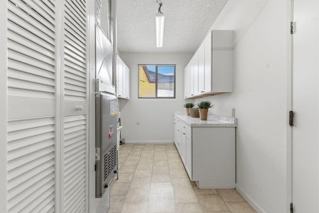 Detail Gallery Image 17 of 42 For 425 Exeter Pl, Marina,  CA 93933 - 4 Beds | 2 Baths