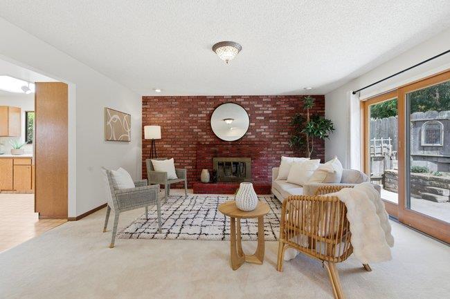 Detail Gallery Image 18 of 42 For 425 Exeter Pl, Marina,  CA 93933 - 4 Beds | 2 Baths