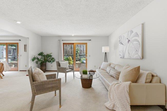 Detail Gallery Image 3 of 42 For 425 Exeter Pl, Marina,  CA 93933 - 4 Beds | 2 Baths