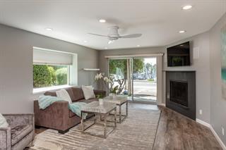 Detail Gallery Image 5 of 13 For 200 5th Ave #4,  Santa Cruz,  CA 95062 - 2 Beds | 2 Baths