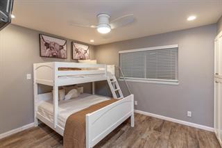 Detail Gallery Image 8 of 13 For 200 5th Ave #4,  Santa Cruz,  CA 95062 - 2 Beds | 2 Baths