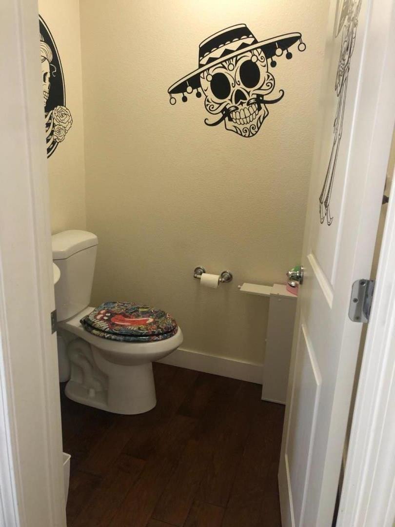 Detail Gallery Image 15 of 25 For 10864 Peerless Ct, Oakland,  CA 94603 - 3 Beds | 2/1 Baths