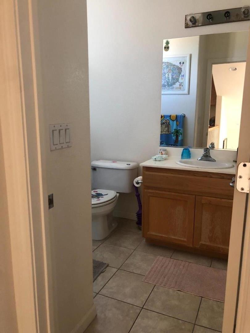 Detail Gallery Image 18 of 25 For 10864 Peerless Ct, Oakland,  CA 94603 - 3 Beds | 2/1 Baths