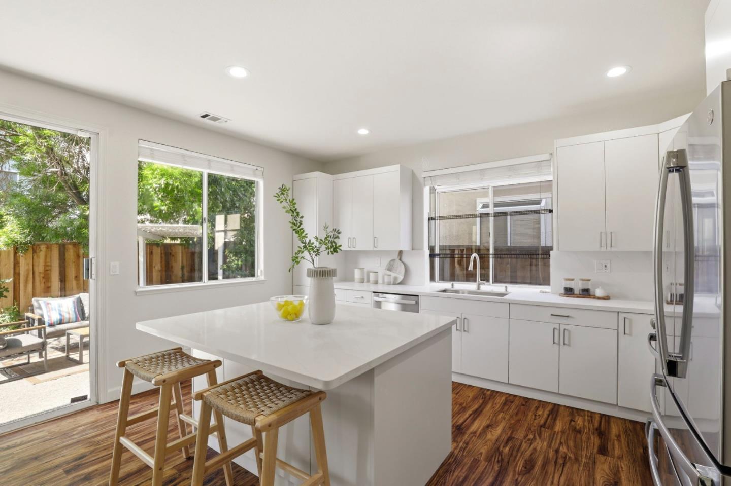 Detail Gallery Image 16 of 33 For 34237 Tupelo St, Fremont,  CA 94555 - 4 Beds | 3 Baths