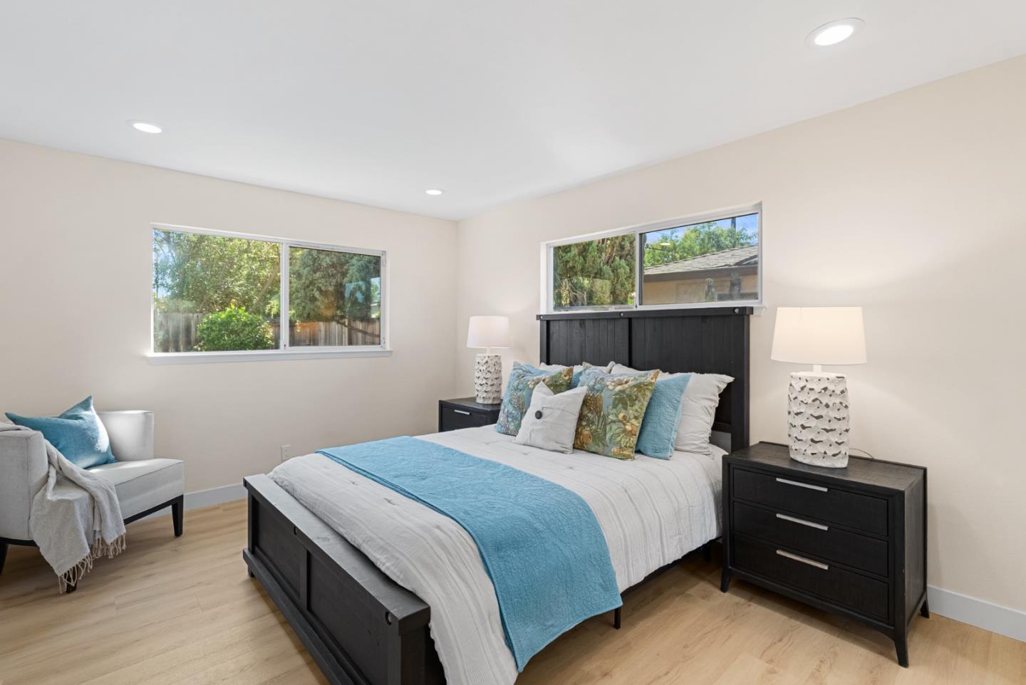 Detail Gallery Image 14 of 28 For 966 Chelan Dr, Sunnyvale,  CA 94087 - 3 Beds | 2 Baths